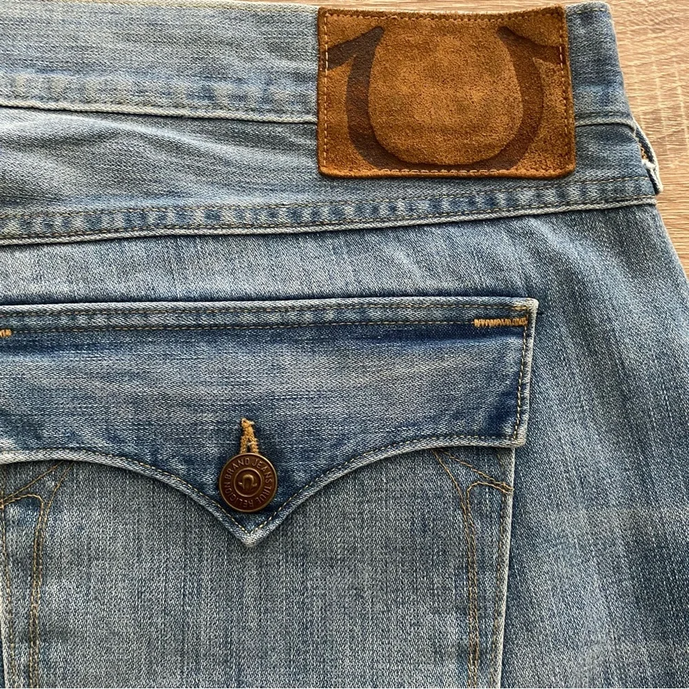 True Religion Men’s Ricky Straight Leg Blue Denim Jeans